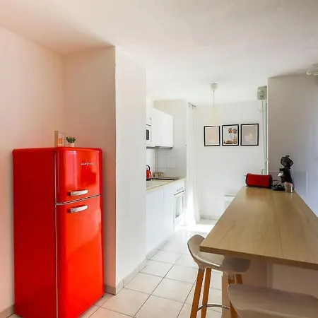 Au Bord Du Canal, Calme Et Lumineux Apartment
